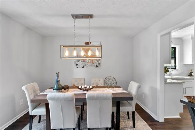 $2,850 | 4186 Nashoba Drive Northeast, Roswell, GA 30075