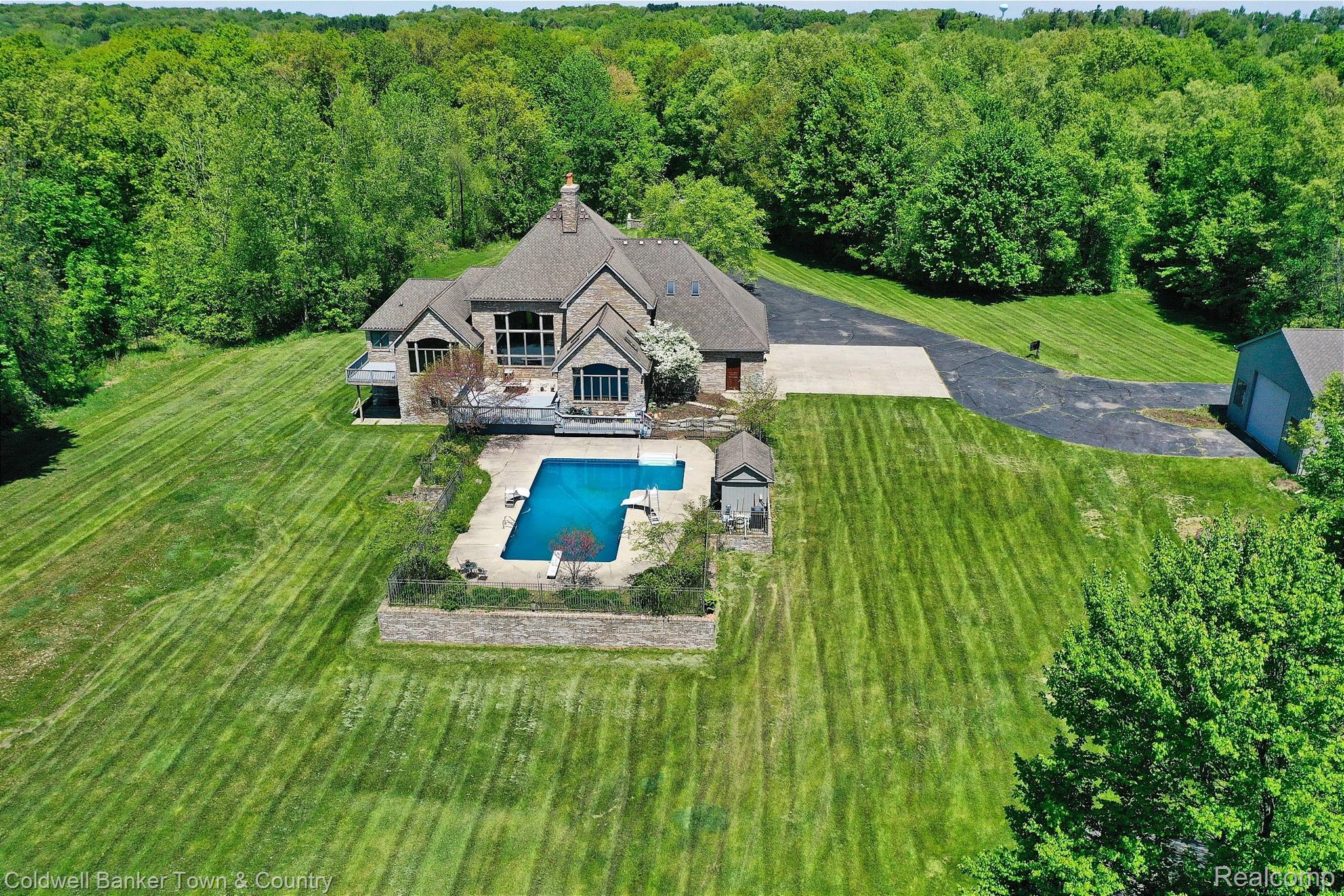 9580 Bergin Road Howell, MI 48843 - Photo 9 of 88 Gallery Image 9