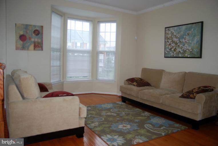 129 McClellan Drive Frederick, MD 21702 - Photo 8 of 10