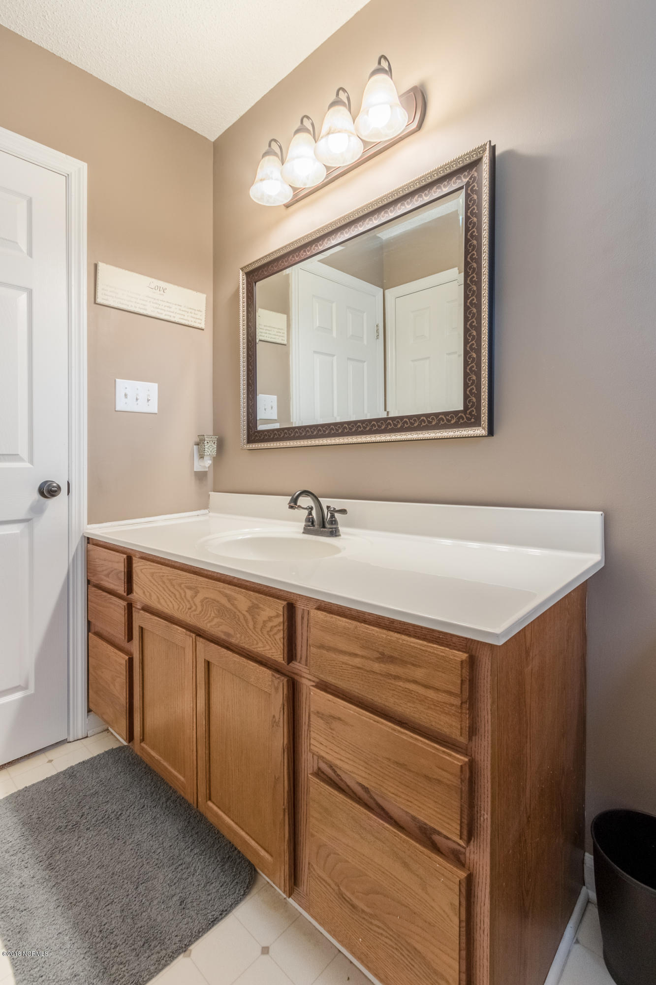 390 Futrell Road Richlands, NC 28574 - Photo 31 of 45 Upstairs Bath