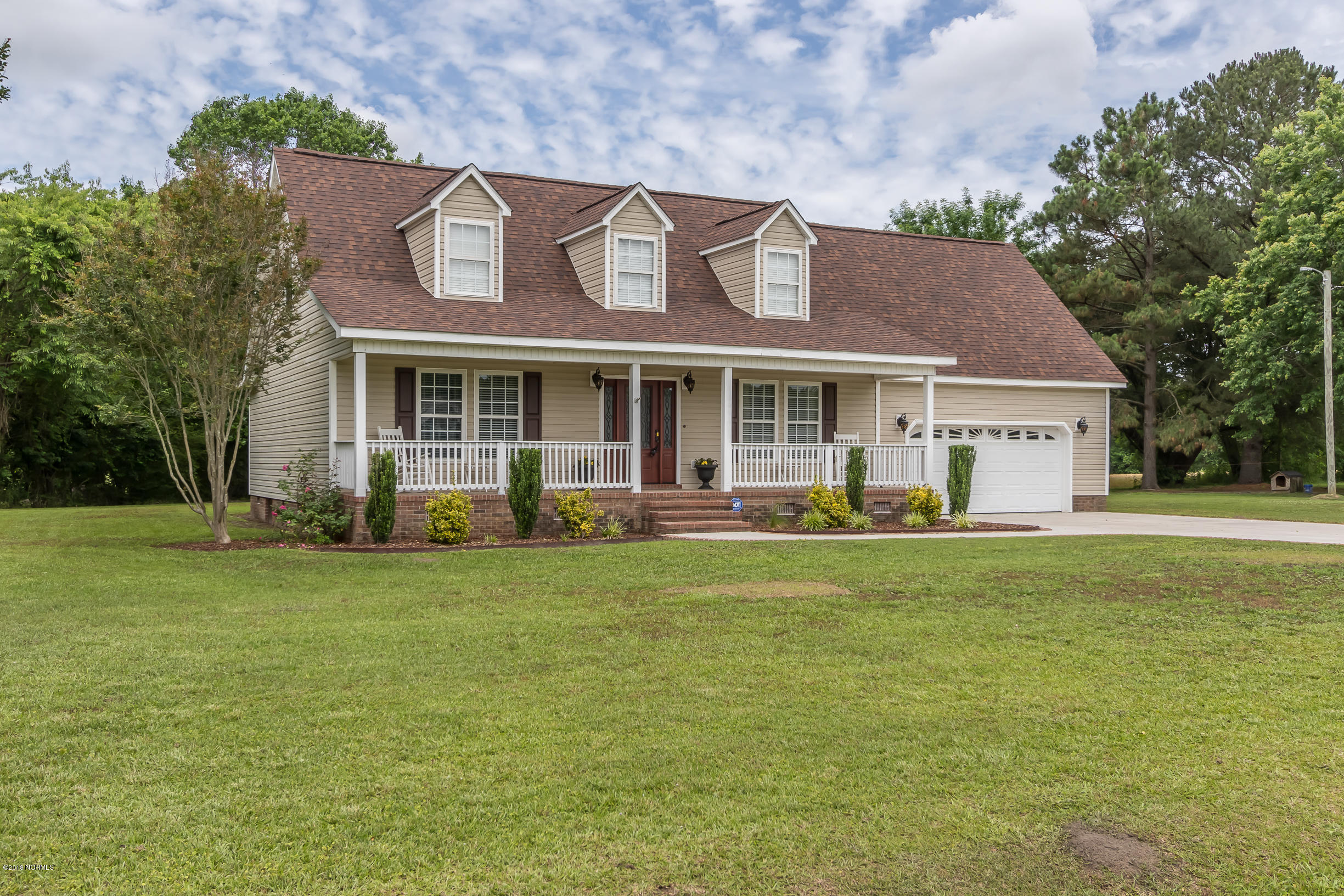 390 Futrell Road Richlands, NC 28574 - Photo 45 of 45 Front