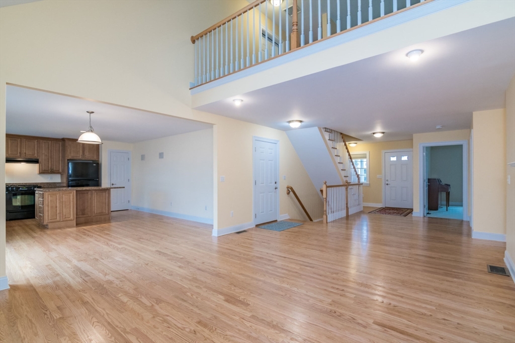 20 Bridge Road, Unit 17 Northampton, MA 01062 - Photo 12 of 35 Gallery Image 12