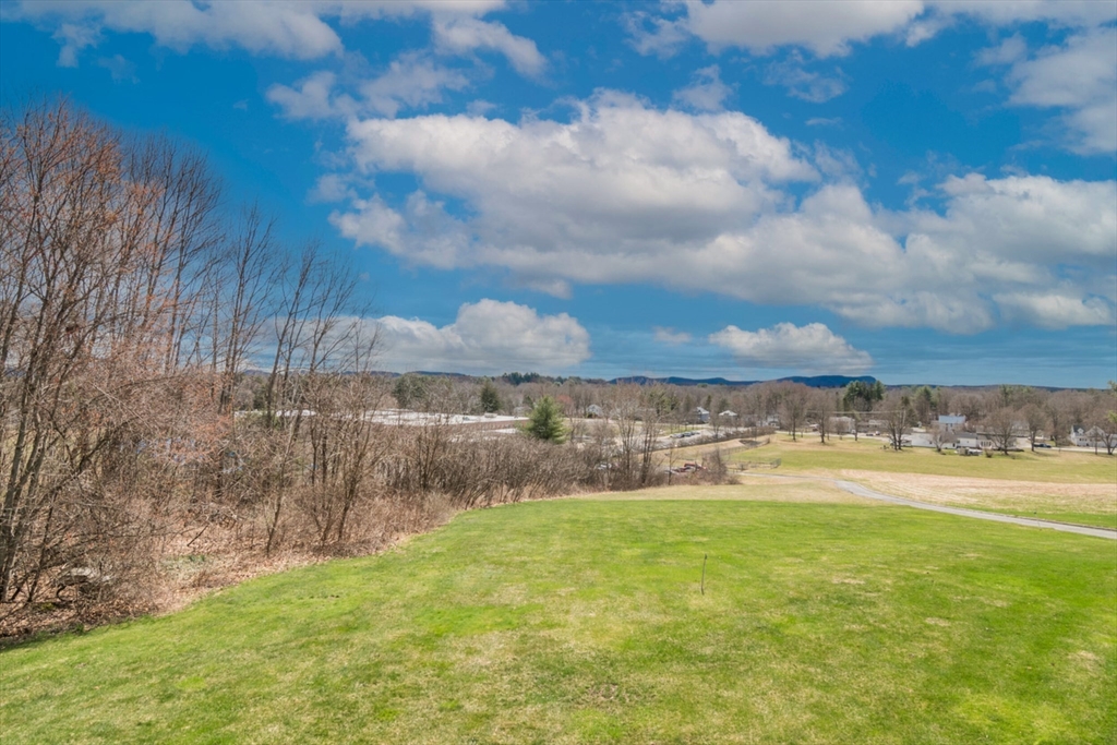 20 Bridge Road, Unit 17 Northampton, MA 01062 - Photo 8 of 35 Gallery Image 8