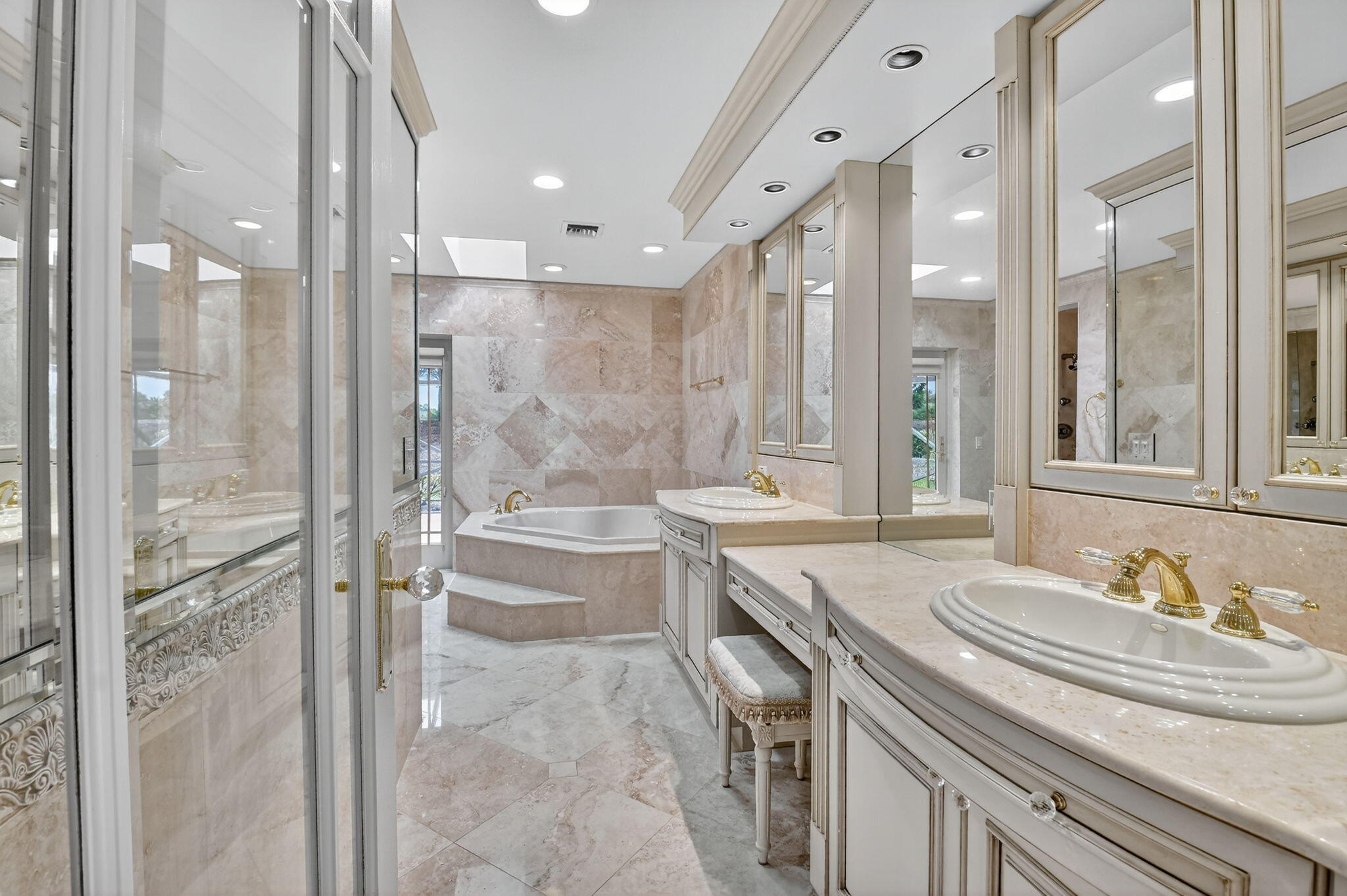 5884 Pinebrook Drive Boca Raton, FL 33433 - Photo 32 of 77 Primary Bathroom