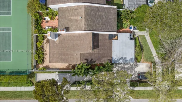 $849,500 | 7010 Southwest 66th Avenue, Unit 25, South Miami, FL 33143