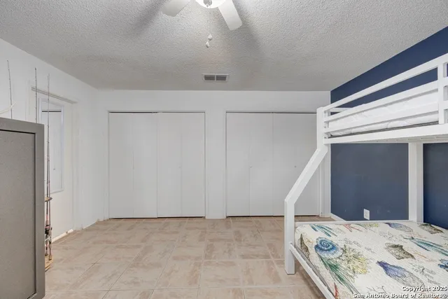 $255,000 | 115 Lee Cir Drive, Rockport, TX 78382