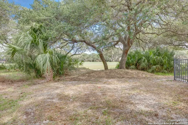 $255,000 | 115 Lee Cir Drive, Rockport, TX 78382