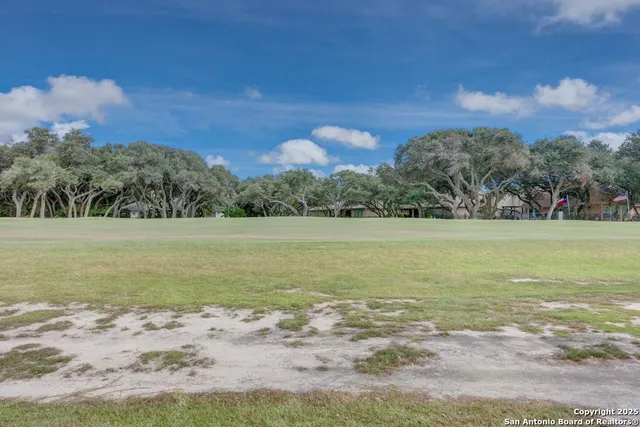 $255,000 | 115 Lee Cir Drive, Rockport, TX 78382