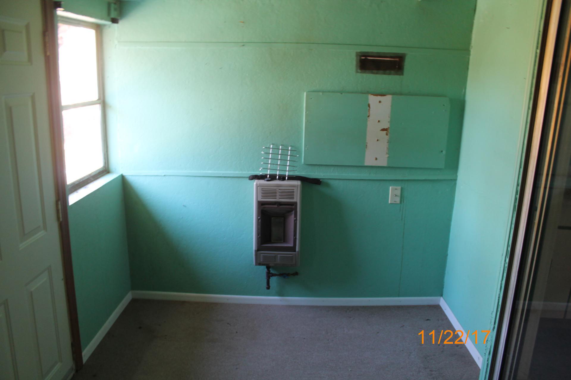 2810 Sha-Al Road Roanoke, VA 24014 - Photo 18 of 25 IMG_9124 dated
