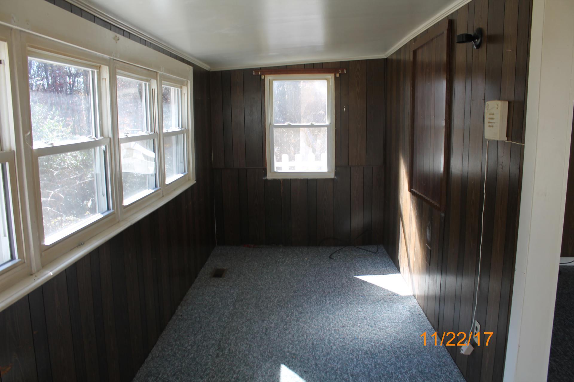 2810 Sha-Al Road Roanoke, VA 24014 - Photo 5 of 25 IMG_9109 dated