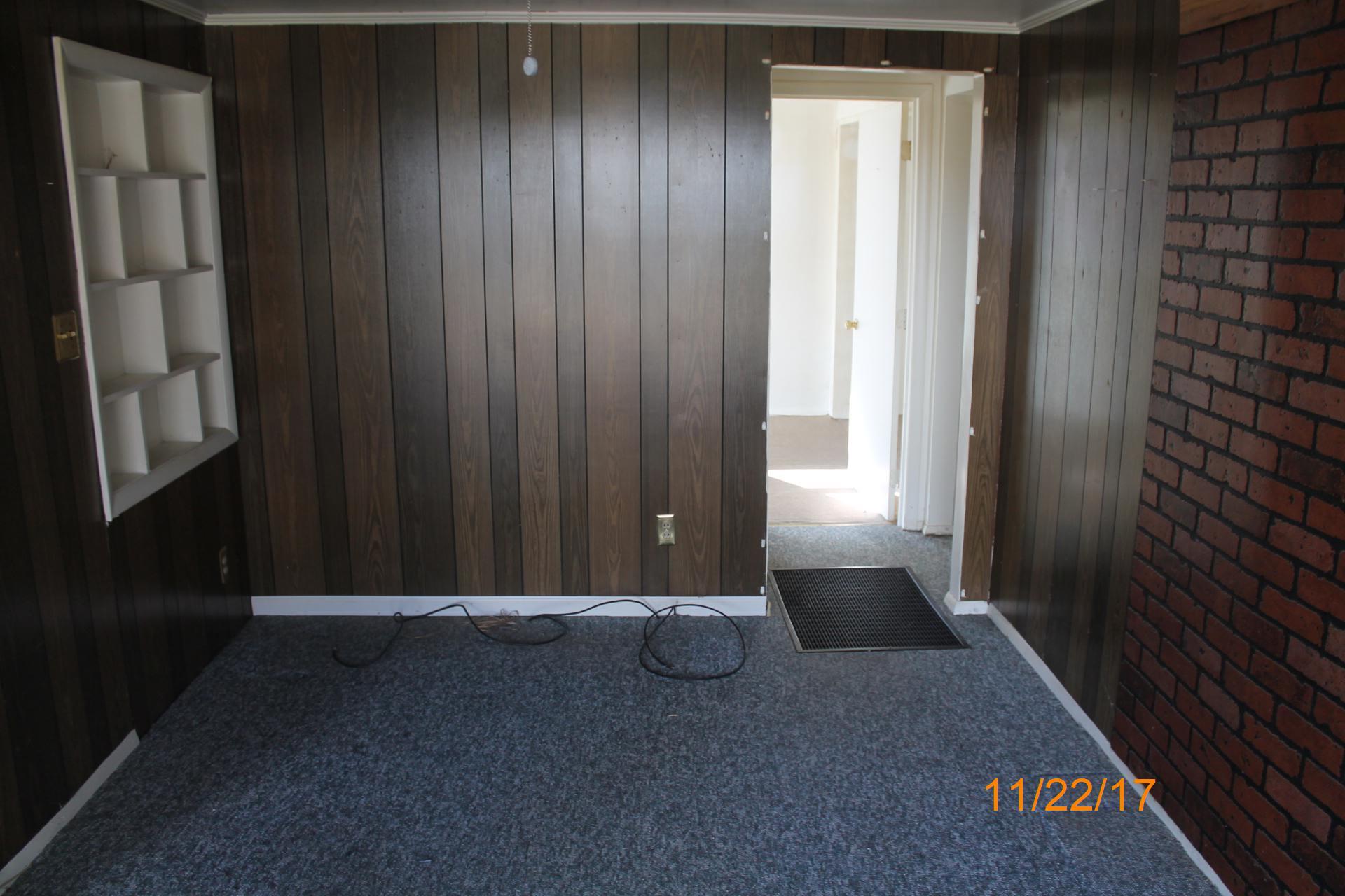 2810 Sha-Al Road Roanoke, VA 24014 - Photo 7 of 25 IMG_9111 dated