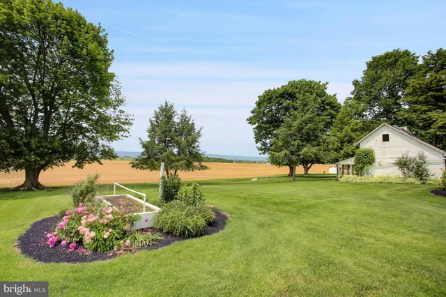 $375,000 | 8029 Molly Pitcher Highway, Shippensburg, PA 17257