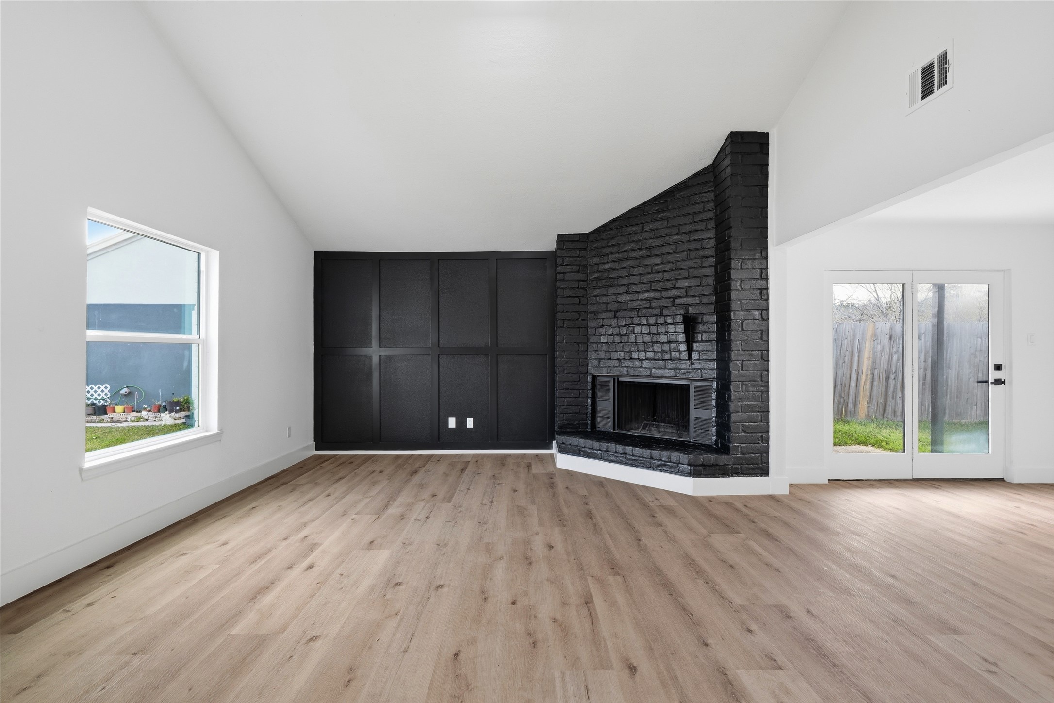 9809 Wren Court Conroe, TX 77385 - Photo 4 of 22 Living Room Angle