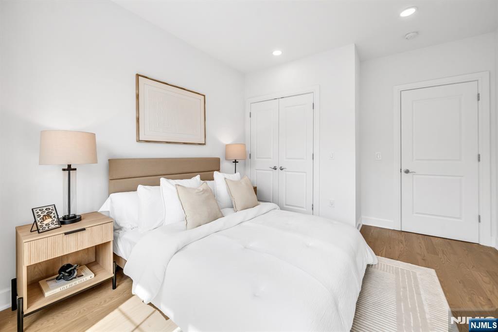 11 Gabriel Court, Unit 11 Paramus, NJ 07652 - Photo 31 of 49