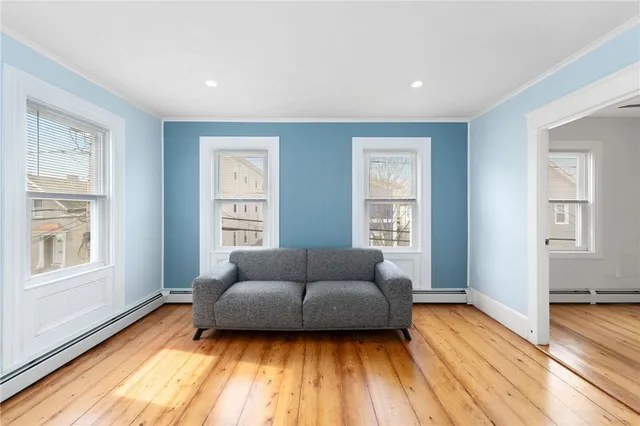 $2,400 | 130 Sutton Street, Unit 2, Providence, RI 02903