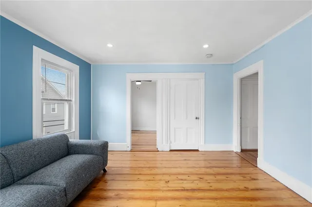 $2,400 | 130 Sutton Street, Unit 2, Providence, RI 02903