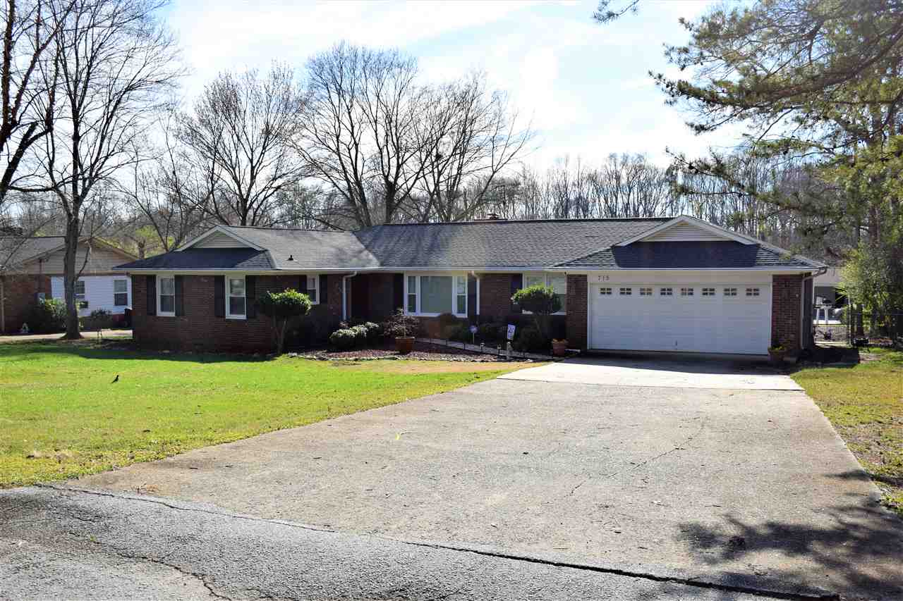 715 State Rd S-42-8016 Boiling Springs, SC 29316 - Photo 2 of 25 Gallery Image 2