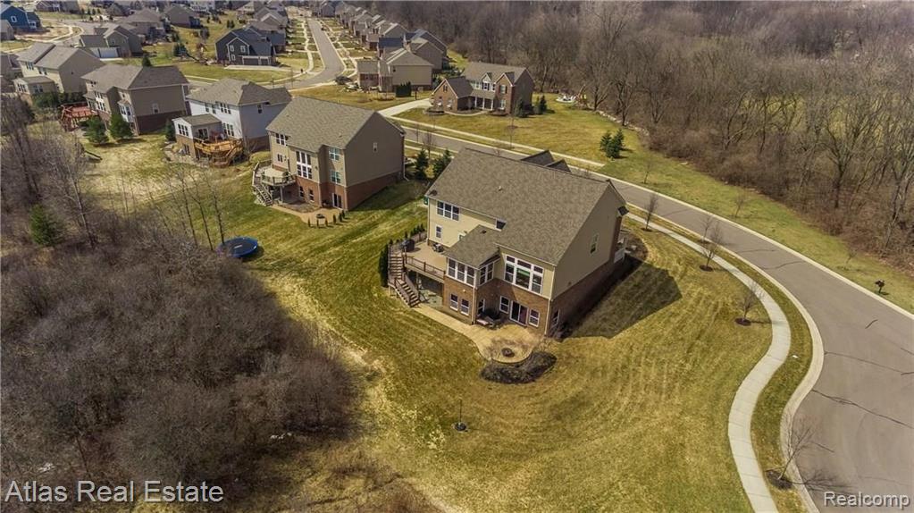 4319 Bluff Point Clarkston, MI 48348 - Photo 22 of 97 Gallery Image 22
