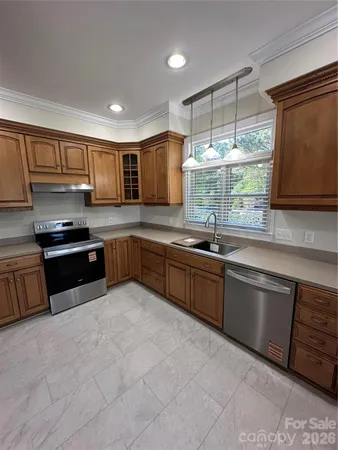 $645,000 | 5109 McCallum Mdws Drive, Charlotte, NC 28216