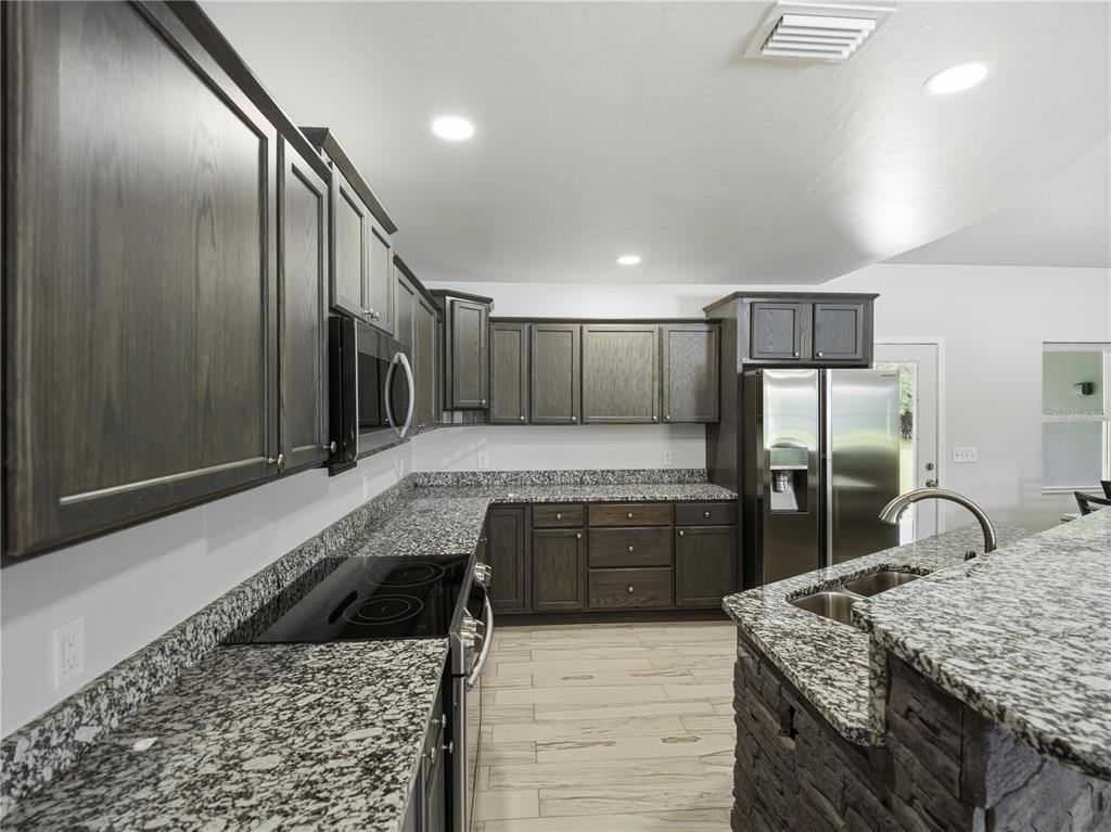 450 Rosedale Avenue St. Cloud, FL 34769 - Photo 8 of 30