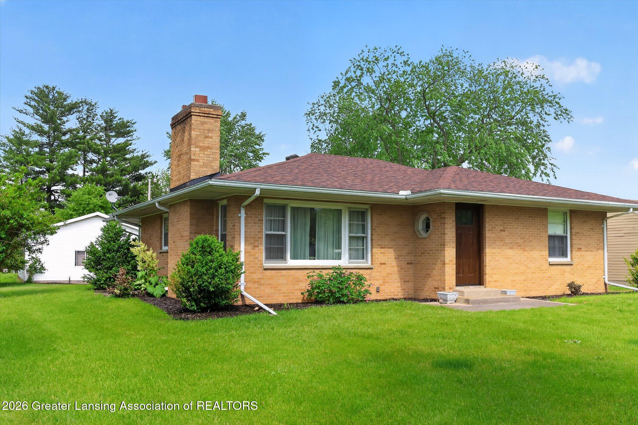 850 Lyons Road Portland, MI 48875 - Photo 2 of 47 02-850-Lyons-Rd-Portland-Windowstill