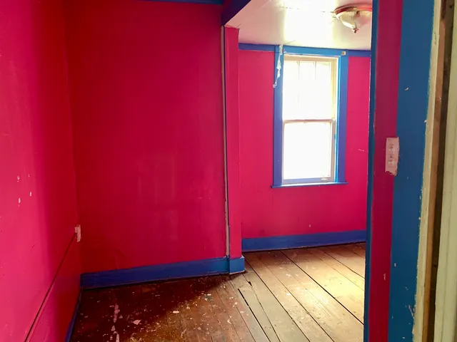 $100,440 | 430 23rd Avenue, Bellwood, IL 60104