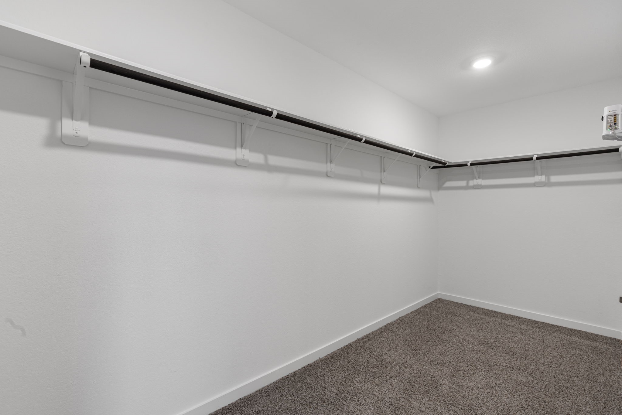 2804 Willow Gulch Way Rosenberg, TX 77469 - Photo 10 of 22 Primary Suite Closet.
