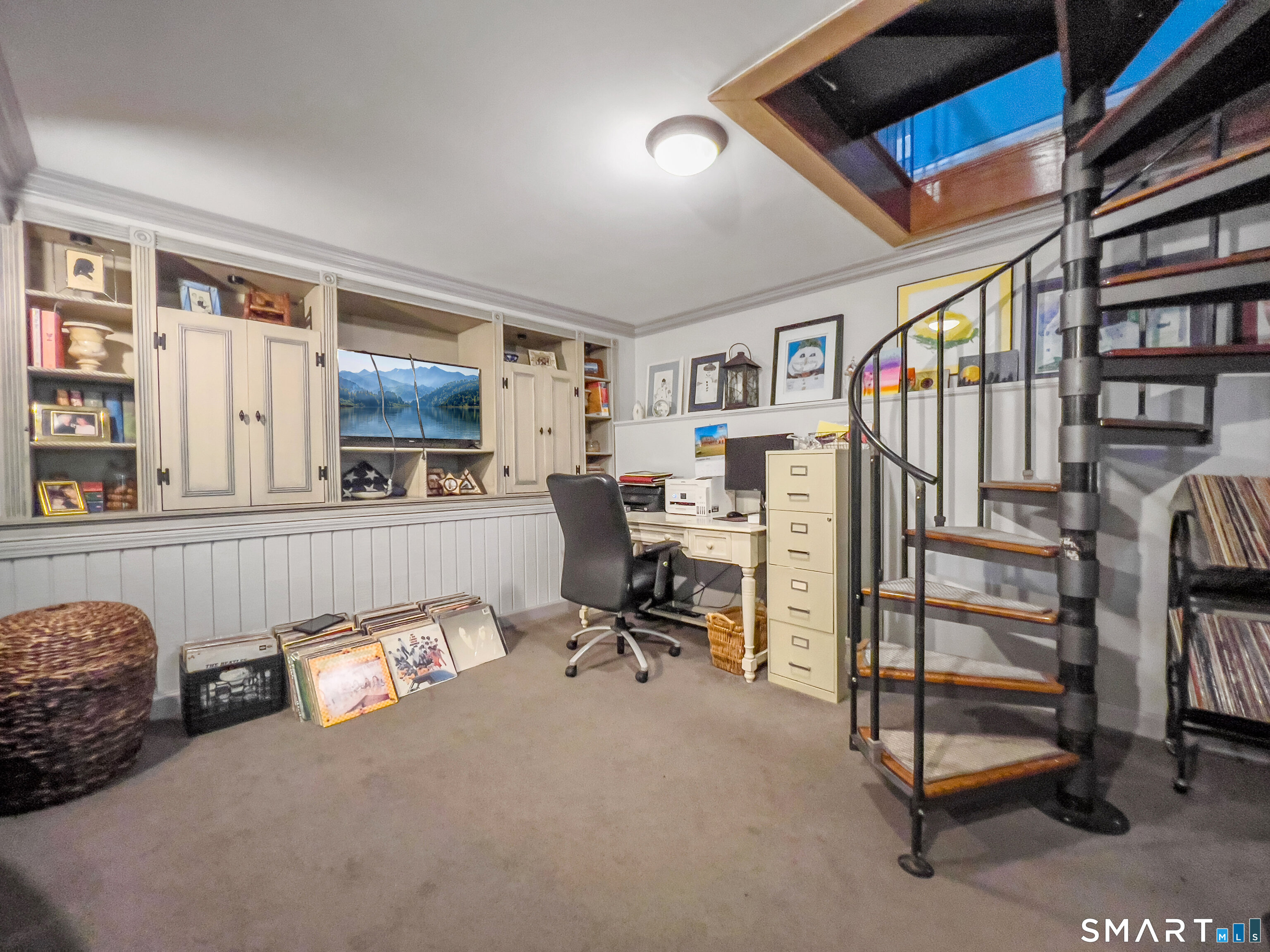 955 Georges Hill Road Southbury, CT 06488 - Photo 35 of 40 Lower level - Family Room Guest/inlaw