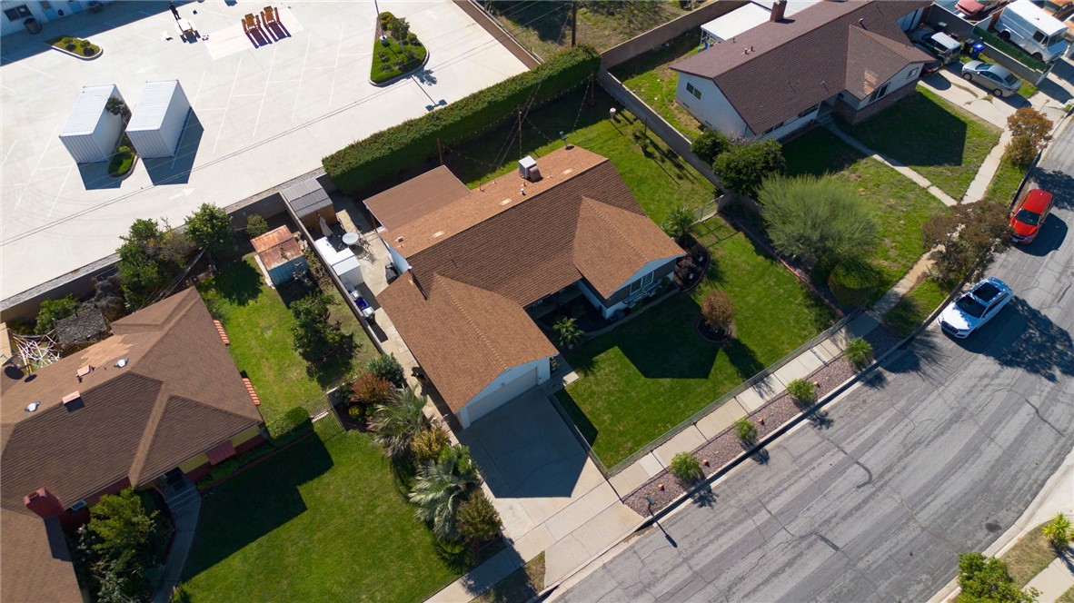 255 West Valencia Street Rialto, CA 92376 - Photo 26 of 34 an aerial view of a house
