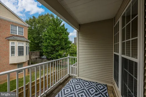 $560,000 | 11204 Edson Park Place, Unit 8, Rockville, MD 20852