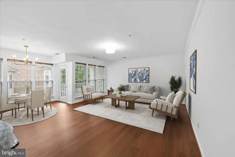 $560,000 | 11204 Edson Park Place, Unit 8, Rockville, MD 20852