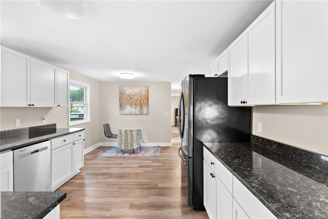 84 Hilton Road Warwick, RI 02889 - Photo 11 of 35
