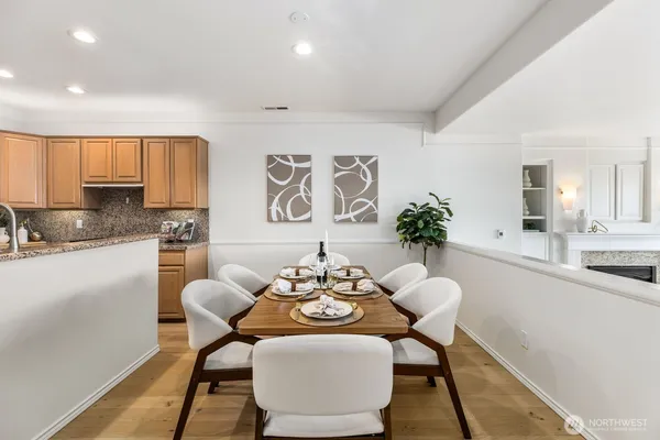 $798,000 | 2349 Harbor Avenue Southwest, Unit 701, Seattle, WA 98126