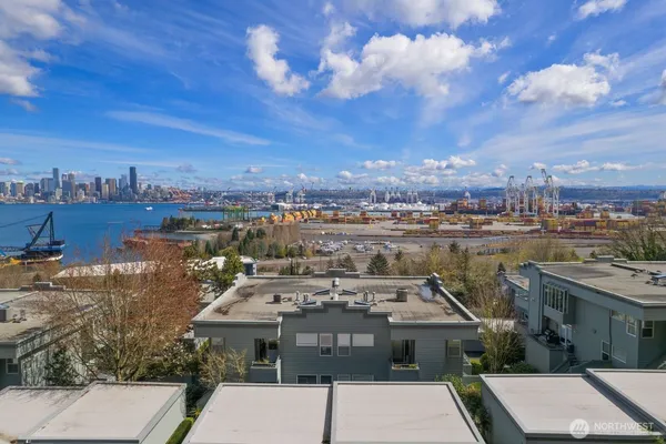 $798,000 | 2349 Harbor Avenue Southwest, Unit 701, Seattle, WA 98126
