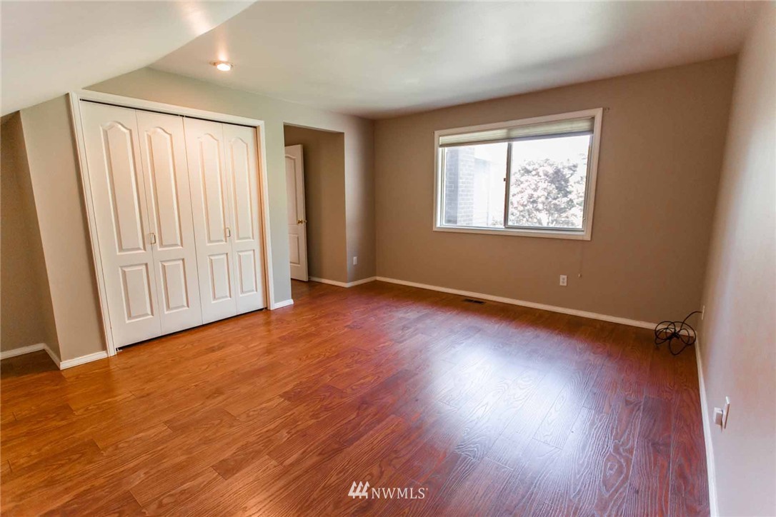 10104 Northeast 153rd Street Bothell, WA 98011 - Photo 13 of 24 Gallery Image 13
