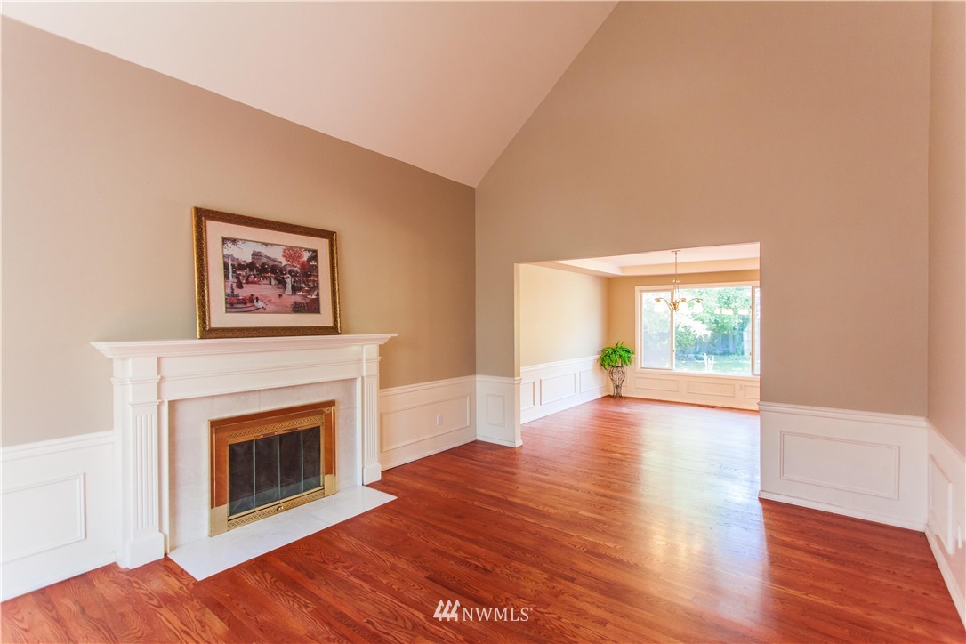 10104 Northeast 153rd Street Bothell, WA 98011 - Photo 5 of 24 Gallery Image 5
