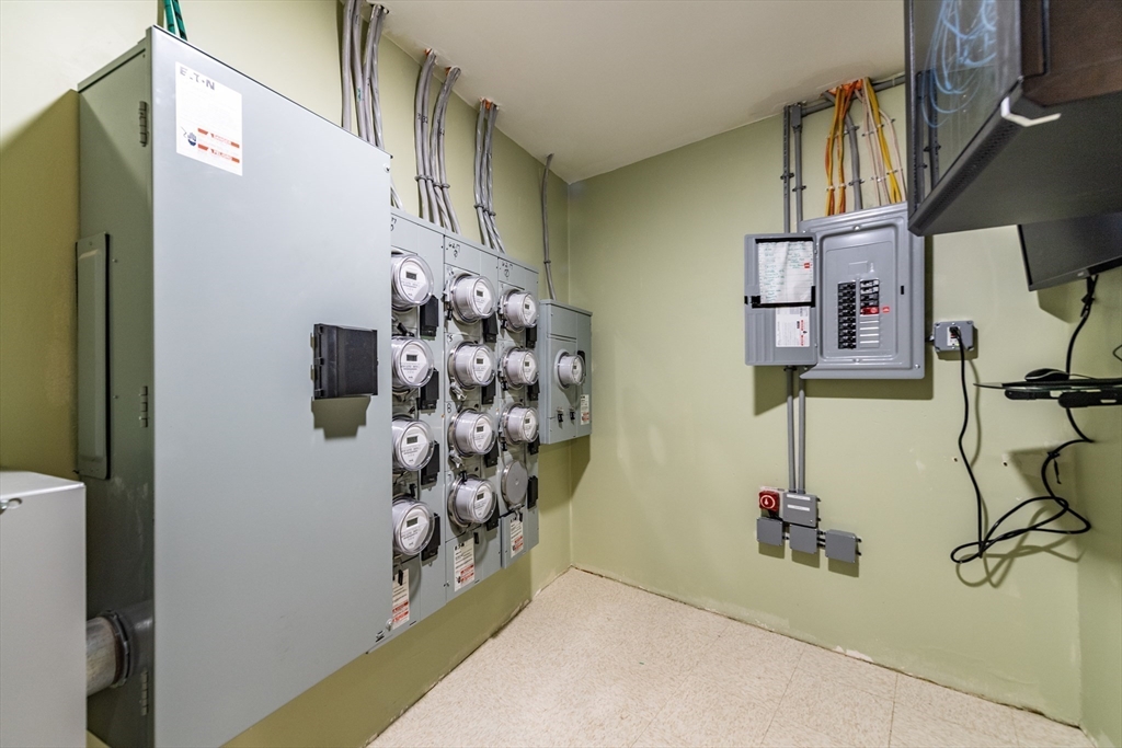 10 Roxbury Street Boston, MA 02119 - Photo 18 of 20