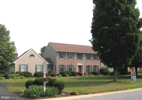 529 Randolph Drive Lititz, PA 17543 - Photo 1 of 30 Gallery Image 1