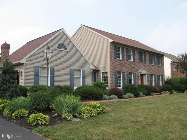 529 Randolph Drive Lititz, PA 17543 - Photo 2 of 30 Gallery Image 2