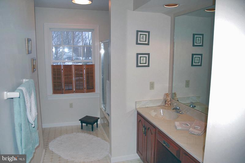 529 Randolph Drive Lititz, PA 17543 - Photo 22 of 30 Gallery Image 22