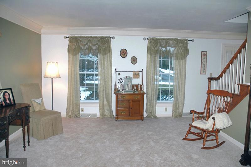529 Randolph Drive Lititz, PA 17543 - Photo 7 of 30 Gallery Image 7