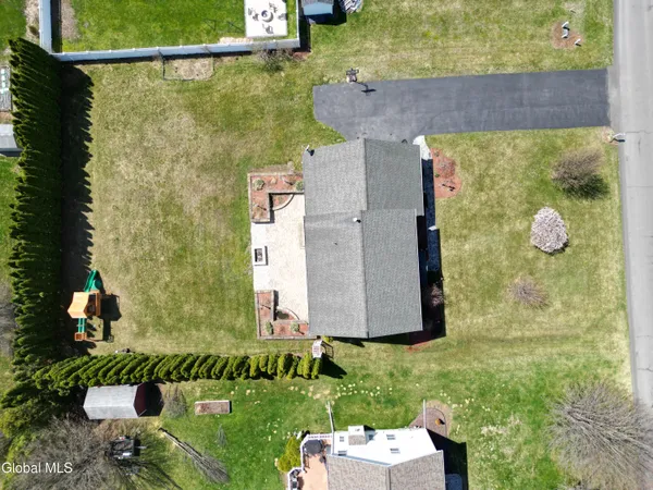 $645,000 | 26 Mallard Drive, Clifton Park, NY 12148