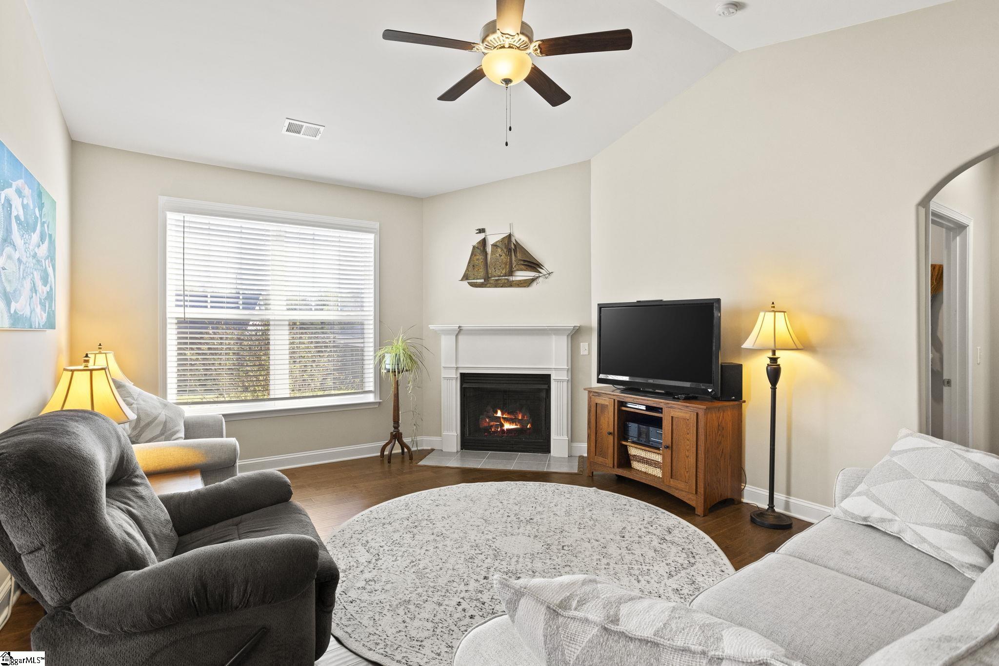 718 Corley Way Greer, SC 29651 - Photo 4 of 36