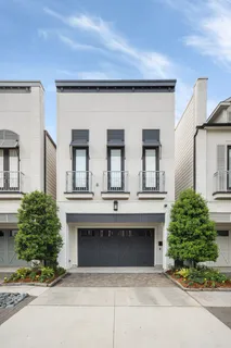 $829,000 | 110 East 26th Street, Unit B, Houston, TX 77008
