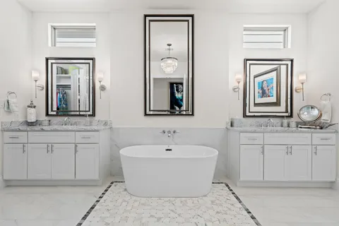 $829,000 | 110 East 26th Street, Unit B, Houston, TX 77008