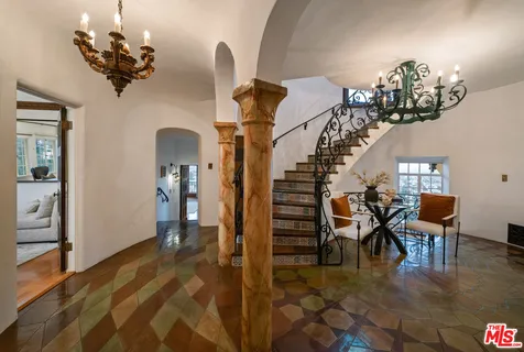 $7,500,000 | 2200 Maravilla Drive, Los Angeles, CA 90068