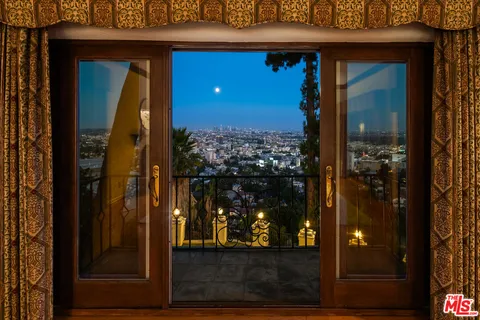 $7,500,000 | 2200 Maravilla Drive, Los Angeles, CA 90068