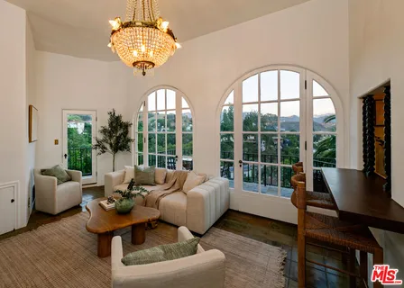 $7,500,000 | 2200 Maravilla Drive, Los Angeles, CA 90068