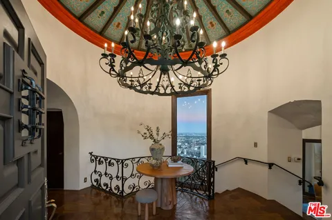 $7,500,000 | 2200 Maravilla Drive, Los Angeles, CA 90068