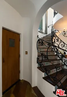 $7,500,000 | 2200 Maravilla Drive, Los Angeles, CA 90068